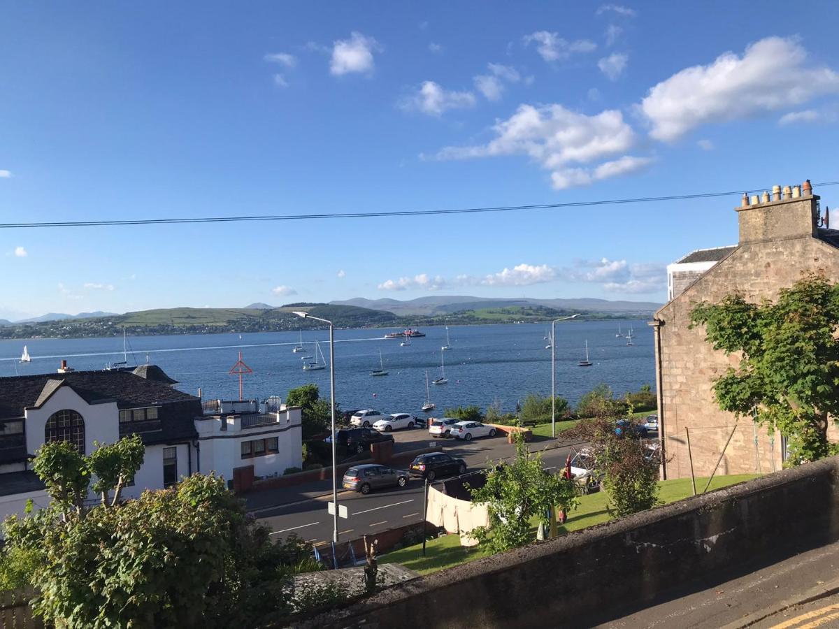 Beautiful 3-Bed Apartment In Gourock Exteriör bild