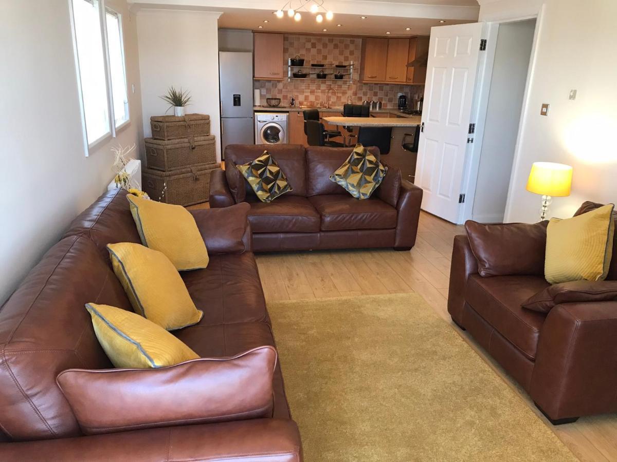 Beautiful 3-Bed Apartment In Gourock Exteriör bild