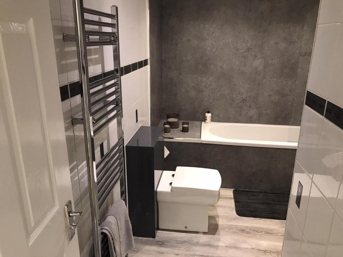 Beautiful 3-Bed Apartment In Gourock Exteriör bild