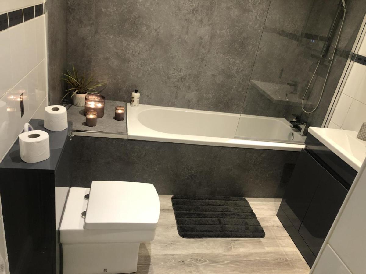 Beautiful 3-Bed Apartment In Gourock Exteriör bild
